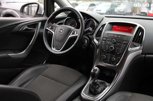 Opel Astra 2010 - фото 9