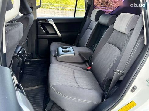 Toyota Land Cruiser Prado 2014 - фото 18