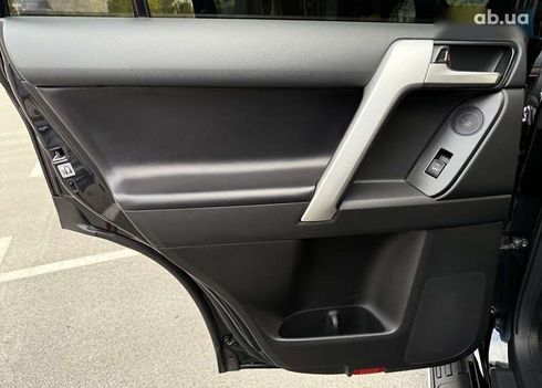 Toyota Land Cruiser Prado 2020 - фото 28