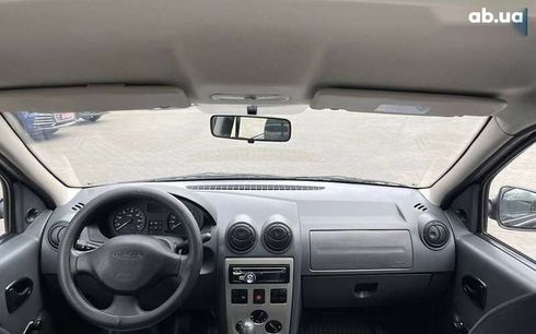 Dacia Logan 2012 - фото 11