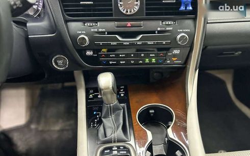 Lexus RX 2018 - фото 17