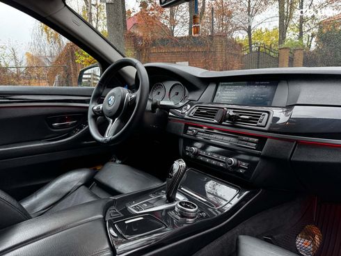 BMW 5 серия 2012 черный - фото 31