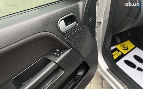 Ford Fusion 2011 - фото 10