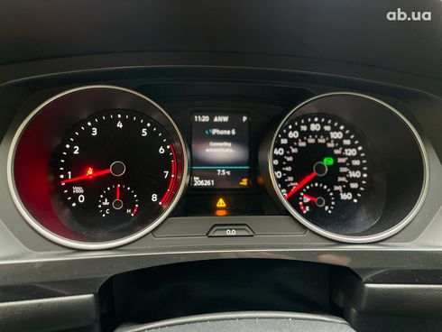 Volkswagen Tiguan 2017 серый - фото 38