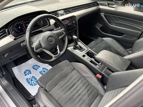 Volkswagen Passat 2020 - фото 13