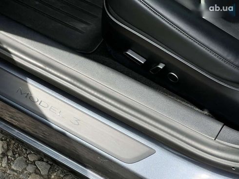 Tesla Model 3 2021 - фото 26