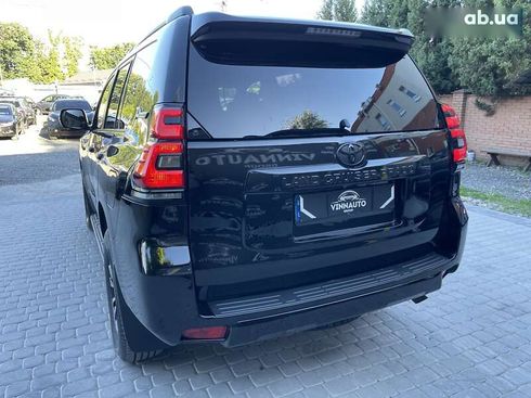 Toyota Land Cruiser Prado 2018 - фото 15
