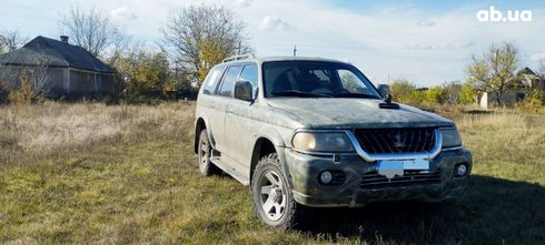 Mitsubishi Pajero Sport 2001 зеленый - фото 4