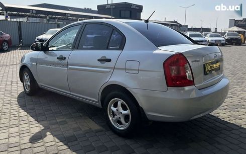 Hyundai Accent 2008 - фото 5