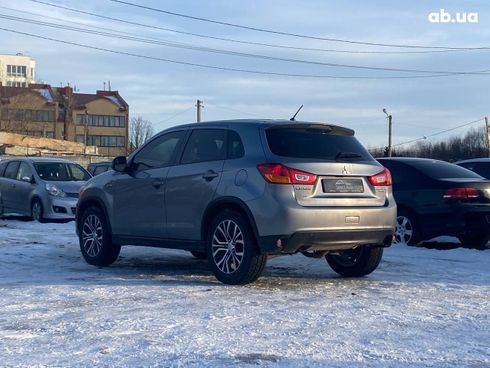 Mitsubishi Outlander 2016 - фото 2