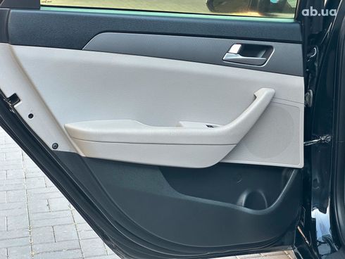 Hyundai Sonata 2015 черный - фото 14