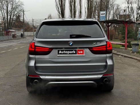 BMW X5 2015 серый - фото 8