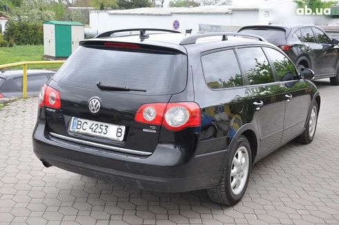 Volkswagen Passat 2010 - фото 18