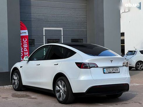 Tesla Model Y 2023 - фото 8