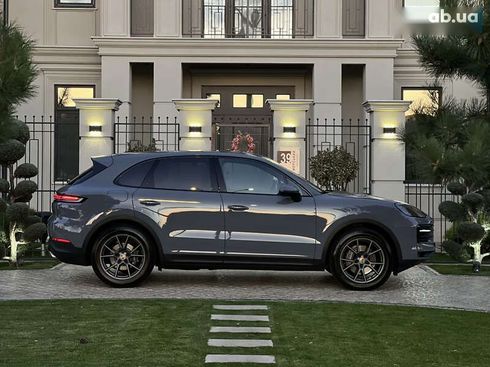 Porsche Cayenne 2023 - фото 18