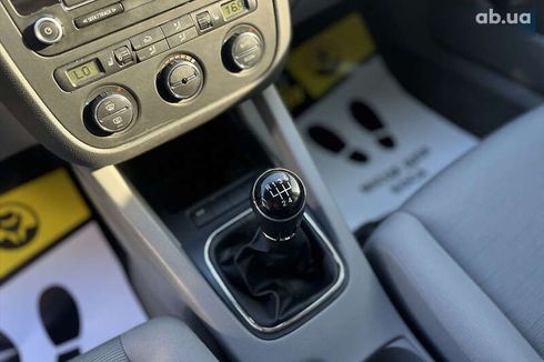 Volkswagen Golf 2004 - фото 19