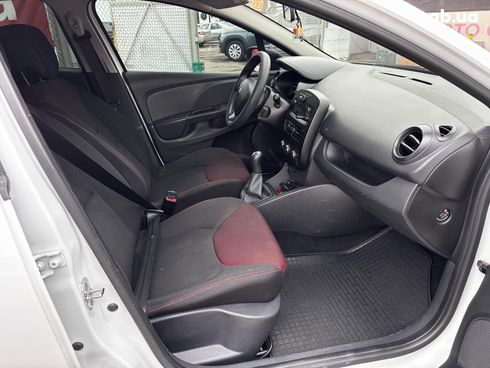 Renault Clio 2014 белый - фото 17