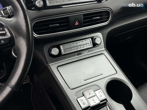 Hyundai Kona Electric 2021 - фото 28