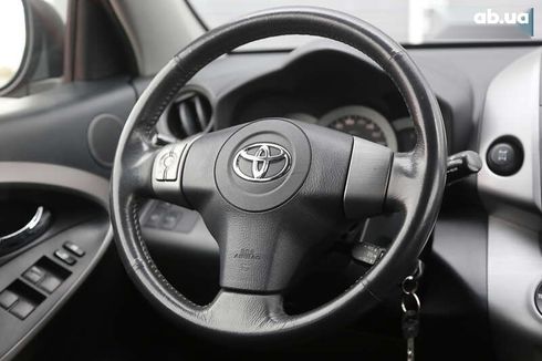 Toyota RAV4 2006 - фото 16
