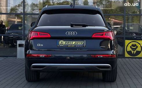 Audi Q5 2017 - фото 5