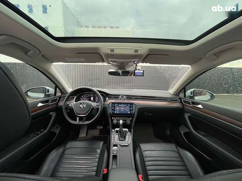 Volkswagen Passat 2018 - фото 17