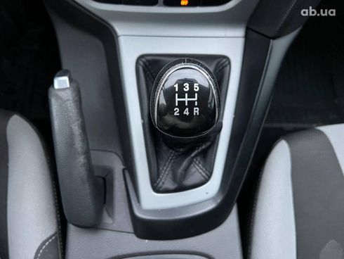 Ford Focus 2013 белый - фото 30
