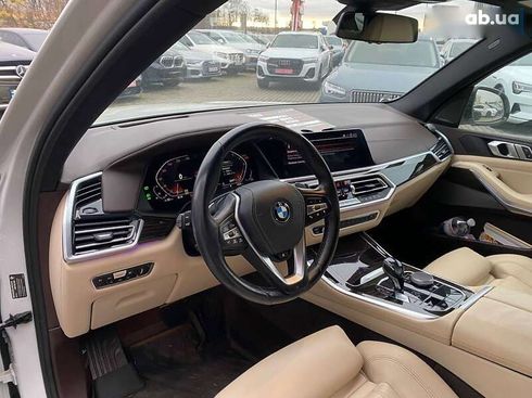 BMW X5 2018 - фото 11