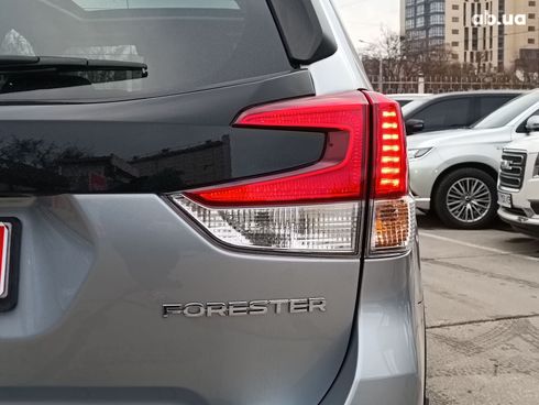 Subaru Forester 2022 серый - фото 7