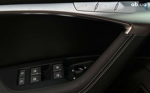 Audi A6 2020 - фото 17