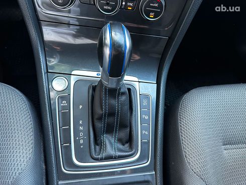 Volkswagen e-Golf 2017 черный - фото 43