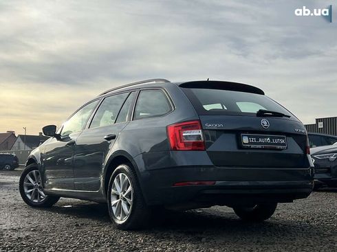 Skoda Octavia 2019 - фото 6