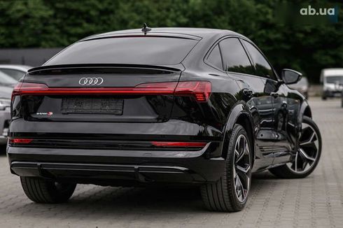 Audi E-Tron 2021 - фото 10