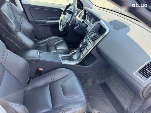 Volvo XC60 2017 - фото 7