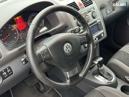 Volkswagen Touran 2008 - фото 20
