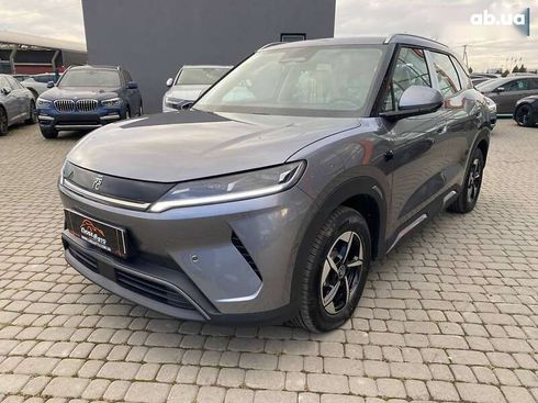 BYD Yuan Up 2025 - фото 3