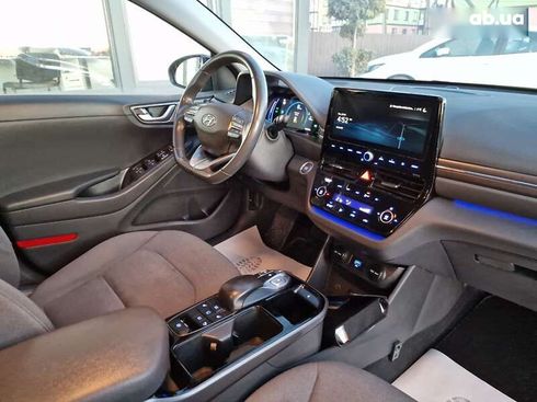Hyundai IONIQ Electric 2019 - фото 23