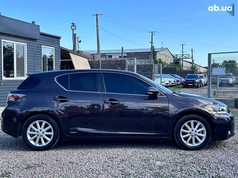 Lexus CT 2011 - фото 4