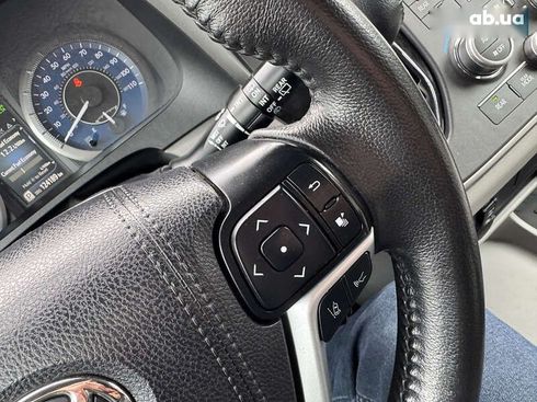 Toyota Sienna 2019 - фото 25