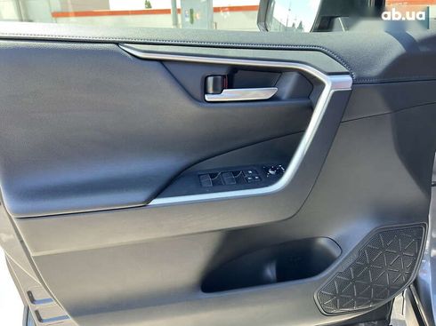 Toyota RAV4 2020 - фото 27