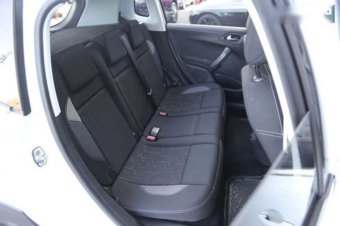Peugeot 2008 2017 - фото 15