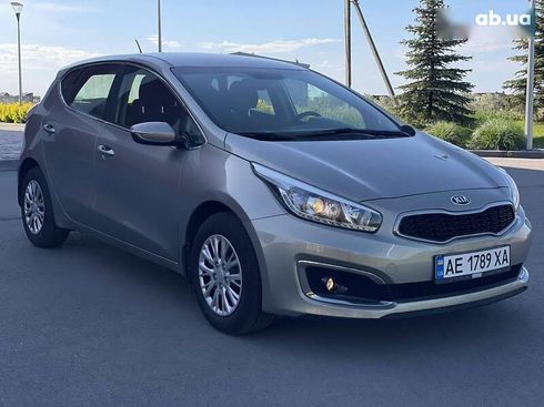 Kia Cee'd 2016 - фото 7
