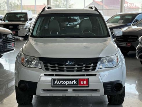 Subaru Forester 2010 белый - фото 2