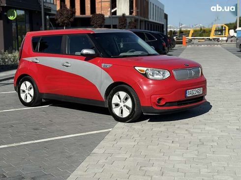 Kia Soul EV 2016 - фото 11