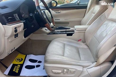 Lexus ES 2014 - фото 26