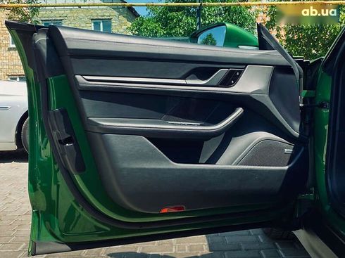 Porsche Taycan 2021 - фото 22