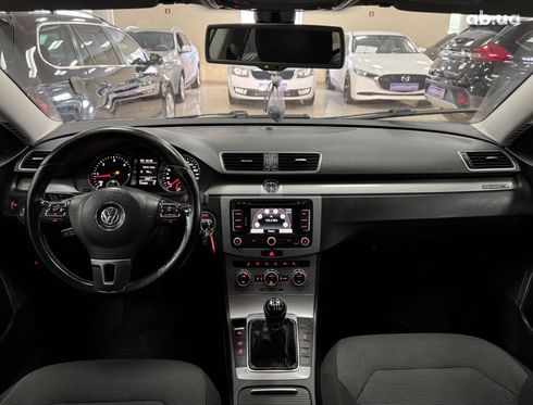 Volkswagen Passat 2014 белый - фото 5