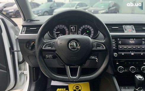 Skoda Octavia 2017 - фото 15