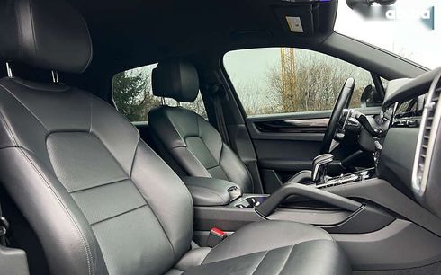 Porsche Cayenne 2020 - фото 23