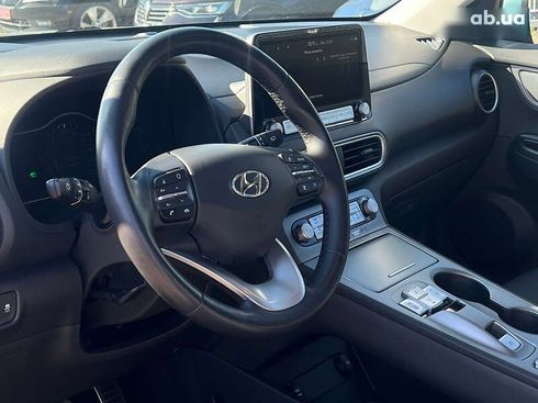 Hyundai Kona Electric 2021 - фото 26
