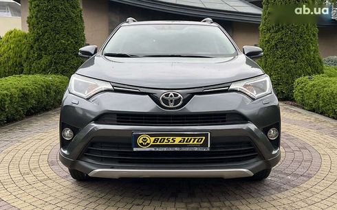 Toyota RAV4 2017 - фото 2